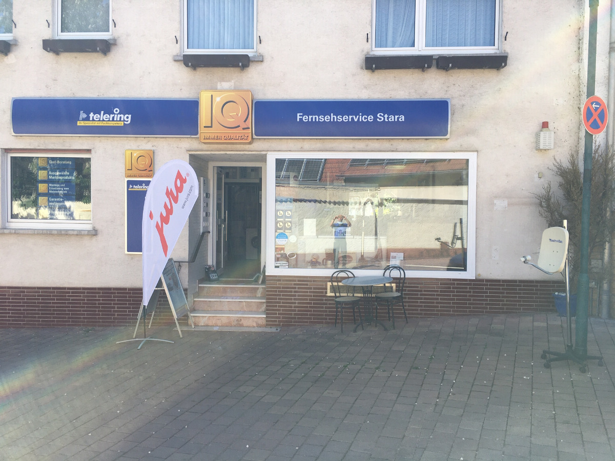 Das Schaufenster und Eingangsbereich